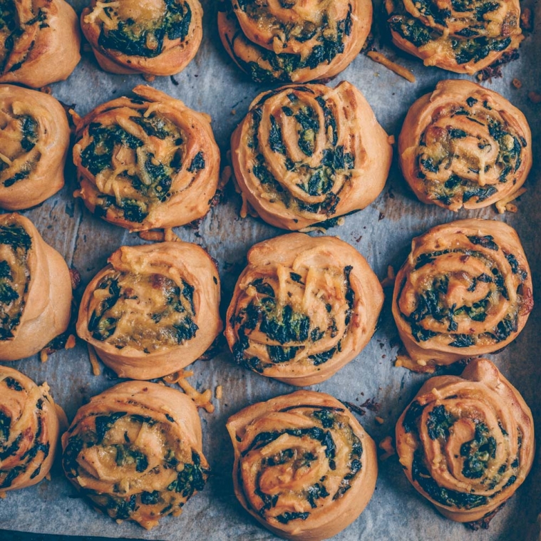 Vegan spinach rolls