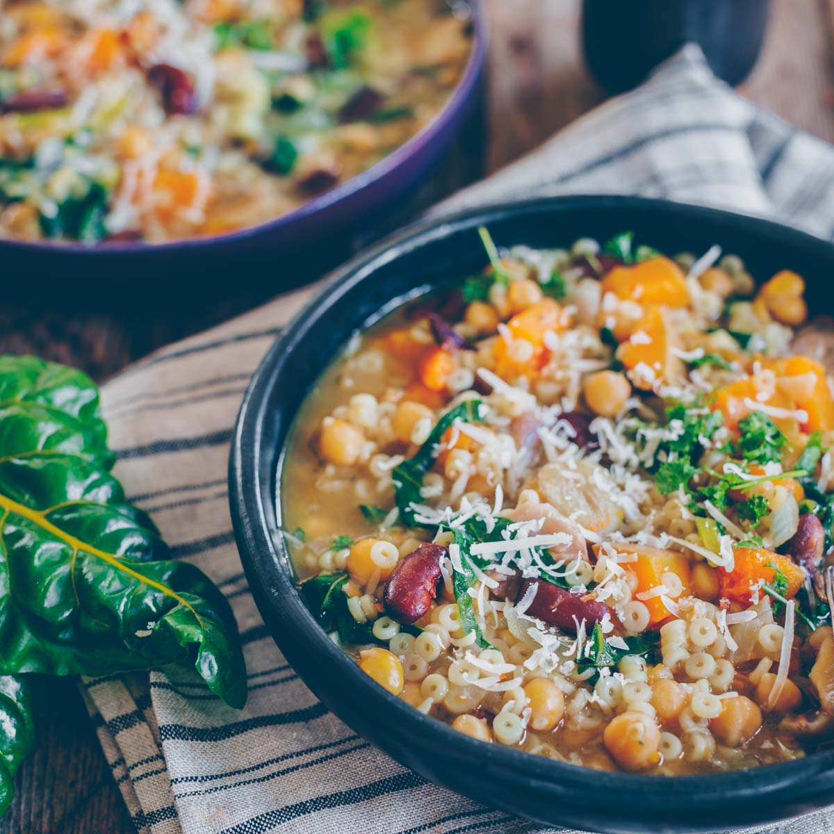 Herbst-Minestrone mit Kürbis und Maroni