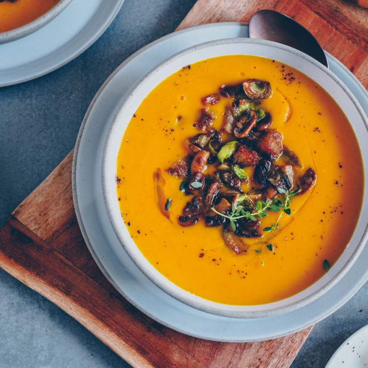 Pumpkin soup with pears