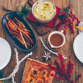 Veganes Weihnachtsmenü: Trüffeltofu-Pilz-Maroni-Strudel