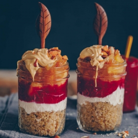 Süsser Quinoa mit Apfelkompott