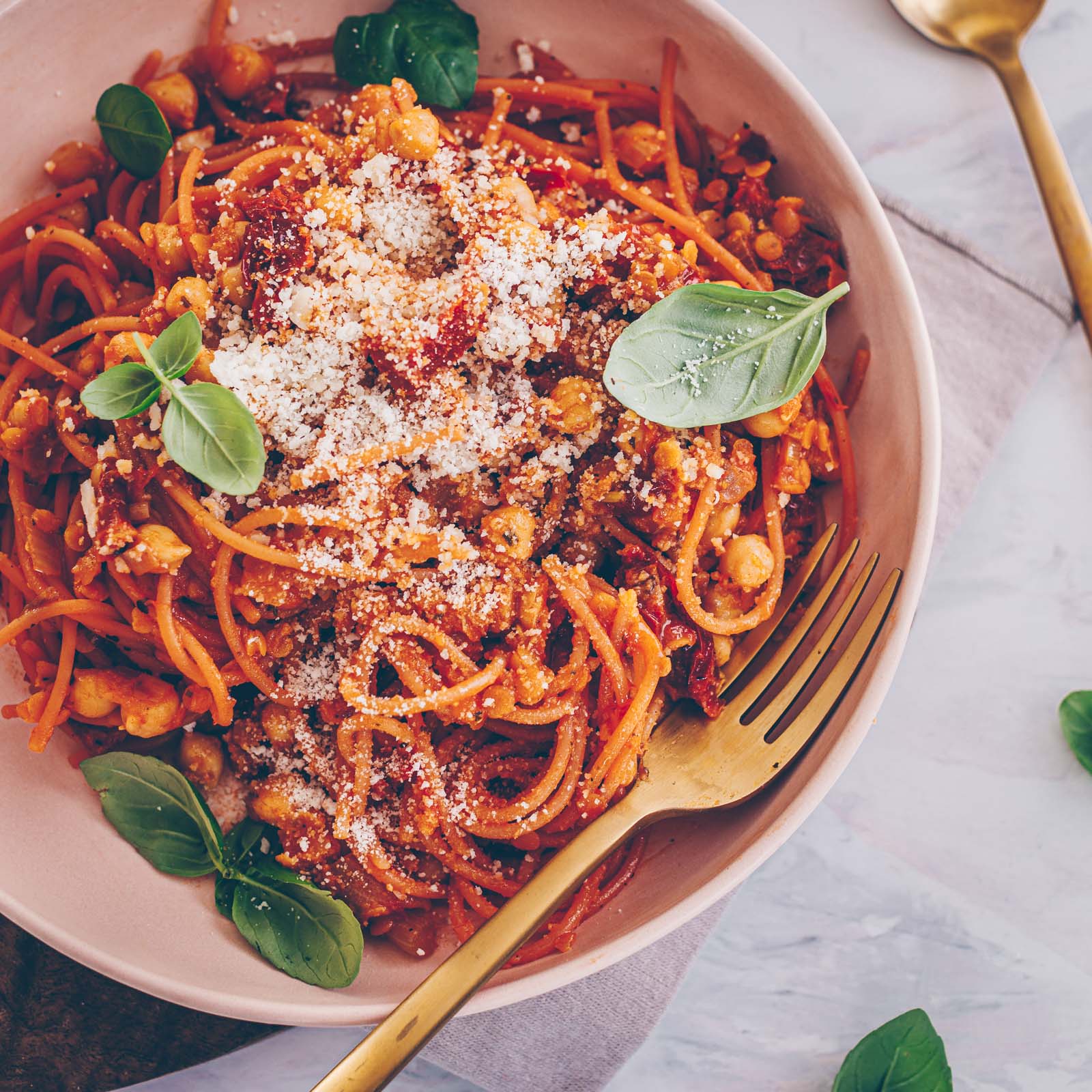 Protein Pasta mit Kichererbsen und Linsen