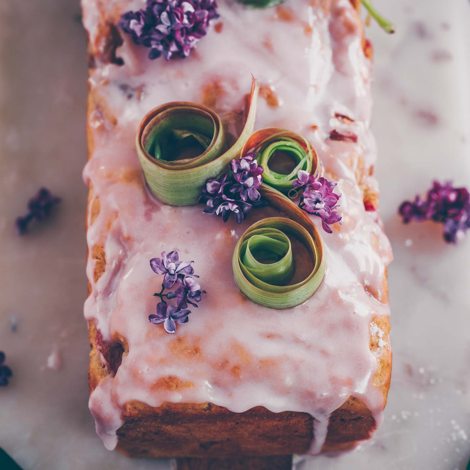 Veganer Rhabarber-Joghurt Kuchen